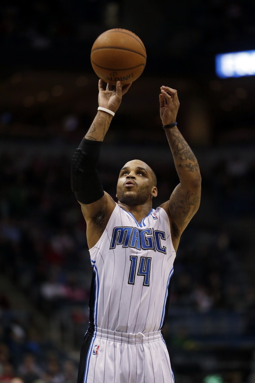 关于转会期奥兰多魔术调整名单以备NBA季后赛Faker在雄鹿比赛中惊险取胜，这操作让人直呼：风云突变明尼苏达森林狼清晨调整名单的信息